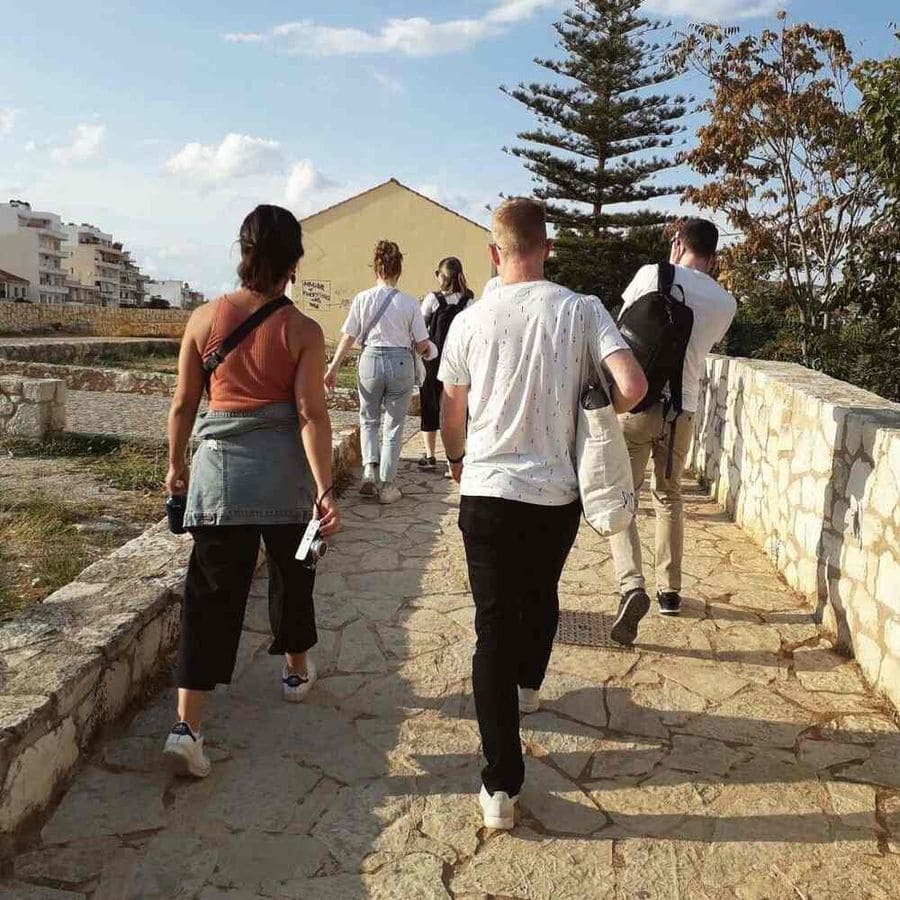 Bonnie and Clyde Chania Beer Tour 21.10.14 (1) (1).jpg